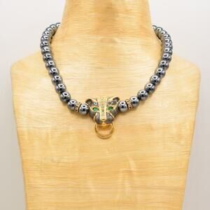 KJL Avon Duchess Windsor Necklace Panther Cabochon Green Eyes Signed 1980s Bin3B